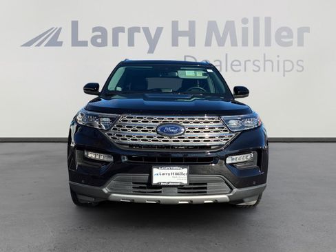 Certified 2023 Ford Explorer Limited w/ Limited Technology Package image 8