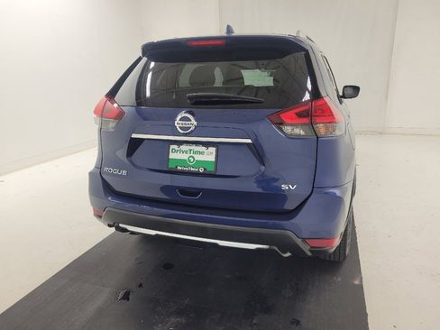 Used 2017 Nissan Rogue SV FWD image 7