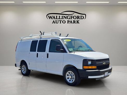 Used 2012 Chevrolet Express 1500 RWD image 3