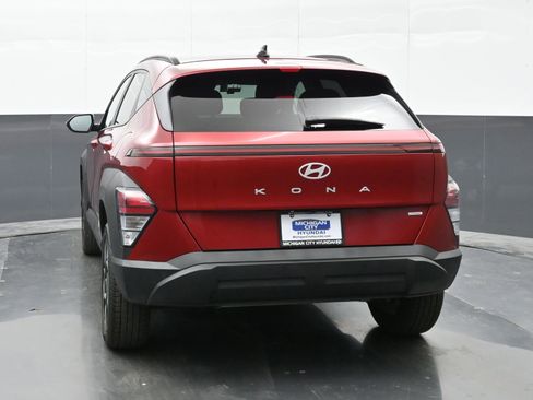 Certified 2025 Hyundai Kona SEL AWD/4WD image 7
