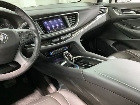 Used 2021 Buick Enclave Avenir w/ Avenir Technology Package image 14