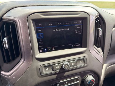 Used 2023 Chevrolet Silverado 2500 Custom w/ Custom Value Package image 35