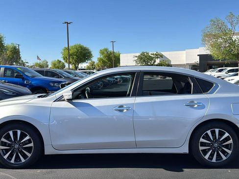 Used 2017 Nissan Altima 2.5 SL image 3