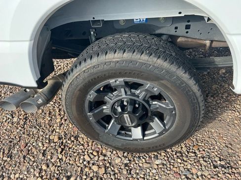 Used 2024 Ford F250 XL image 8