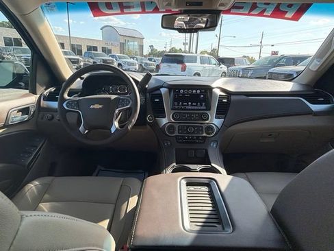 Used 2016 Chevrolet Suburban LT AWD/4WD image 9
