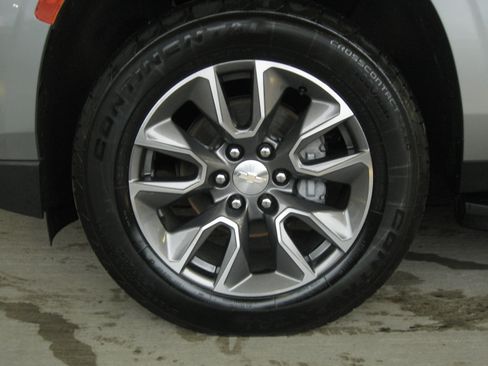 Used 2023 Chevrolet Tahoe LT w/ LT Signature Plus Package image 30