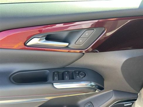 Used 2026 Chevrolet Traverse Z71 w/ Enhanced Driving Package image 11