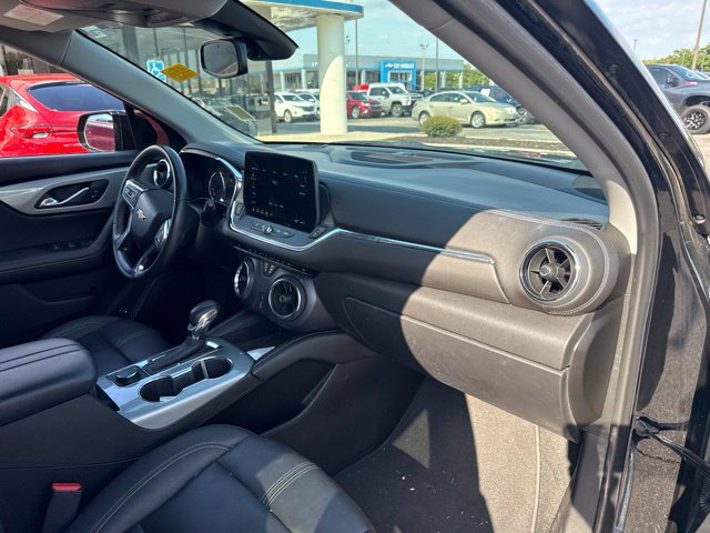 Used 2023 Chevrolet Blazer LT w/ Midnight/Sport Edition FWD image 19