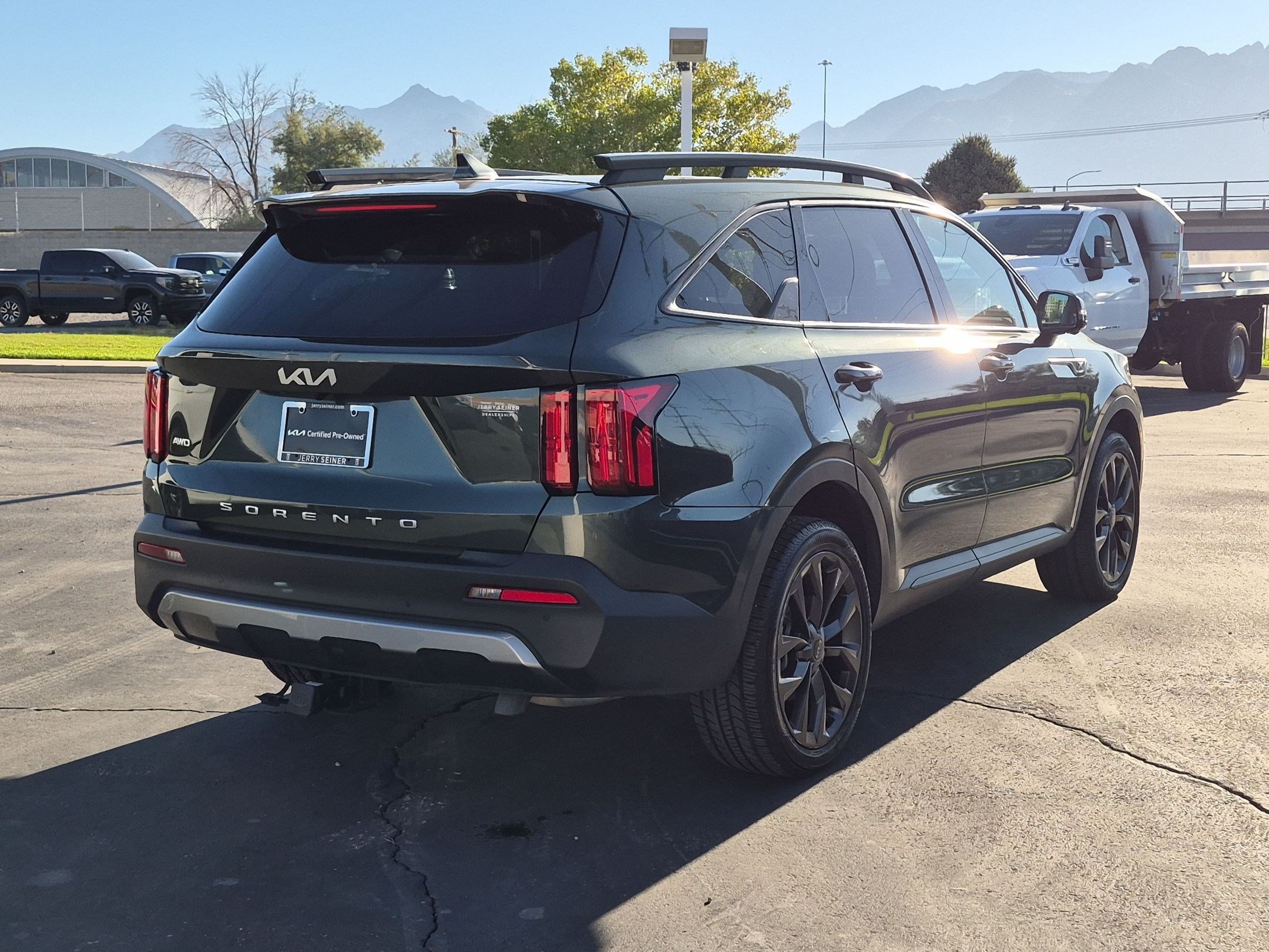 Certified 2022 Kia Sorento SX Prestige w/ Rust Color Package AWD/4WD image 5