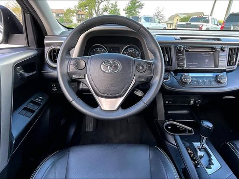 Used 2017 Toyota RAV4 XLE w/ Plus Extra Value Package image 4