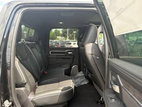 New 2026 RAM 2500 Laramie AWD/4WD image 33