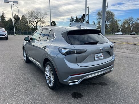 New 2026 Buick Envision Avenir image 3