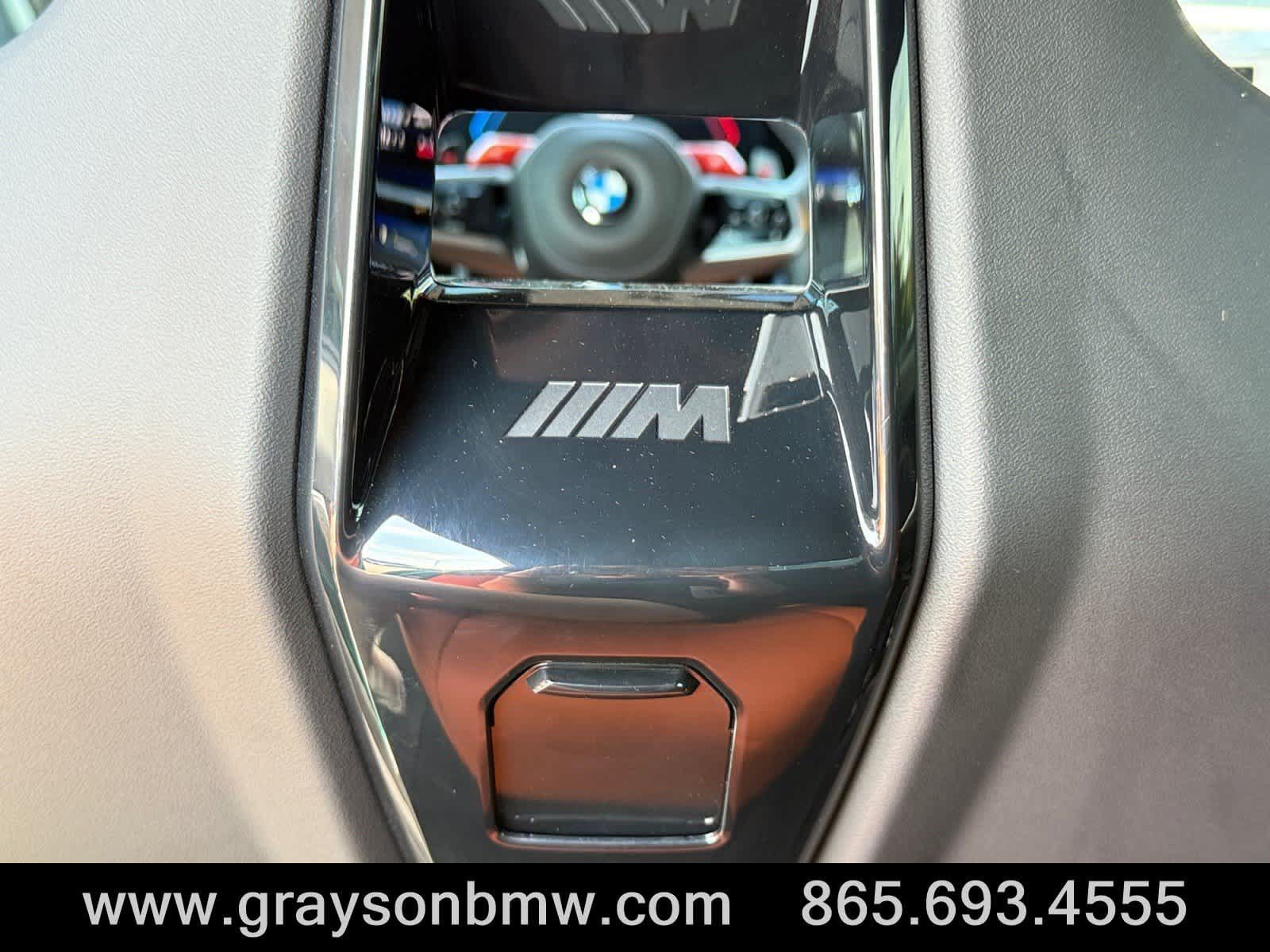 Used 2025 BMW M5 w/ Carbon Package AWD/4WD image 22