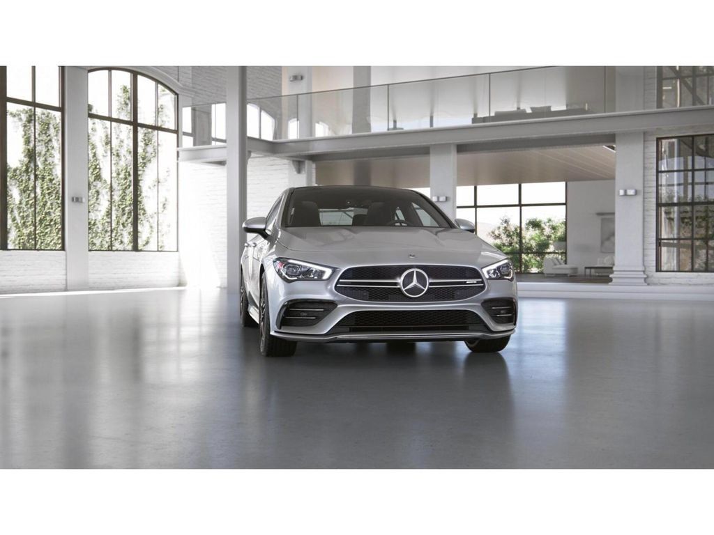 Certified 2022 Mercedes-Benz CLA 35 AMG 4MATIC image 9