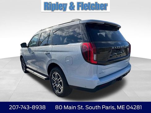 Used 2025 Ford Expedition Active AWD/4WD image 6