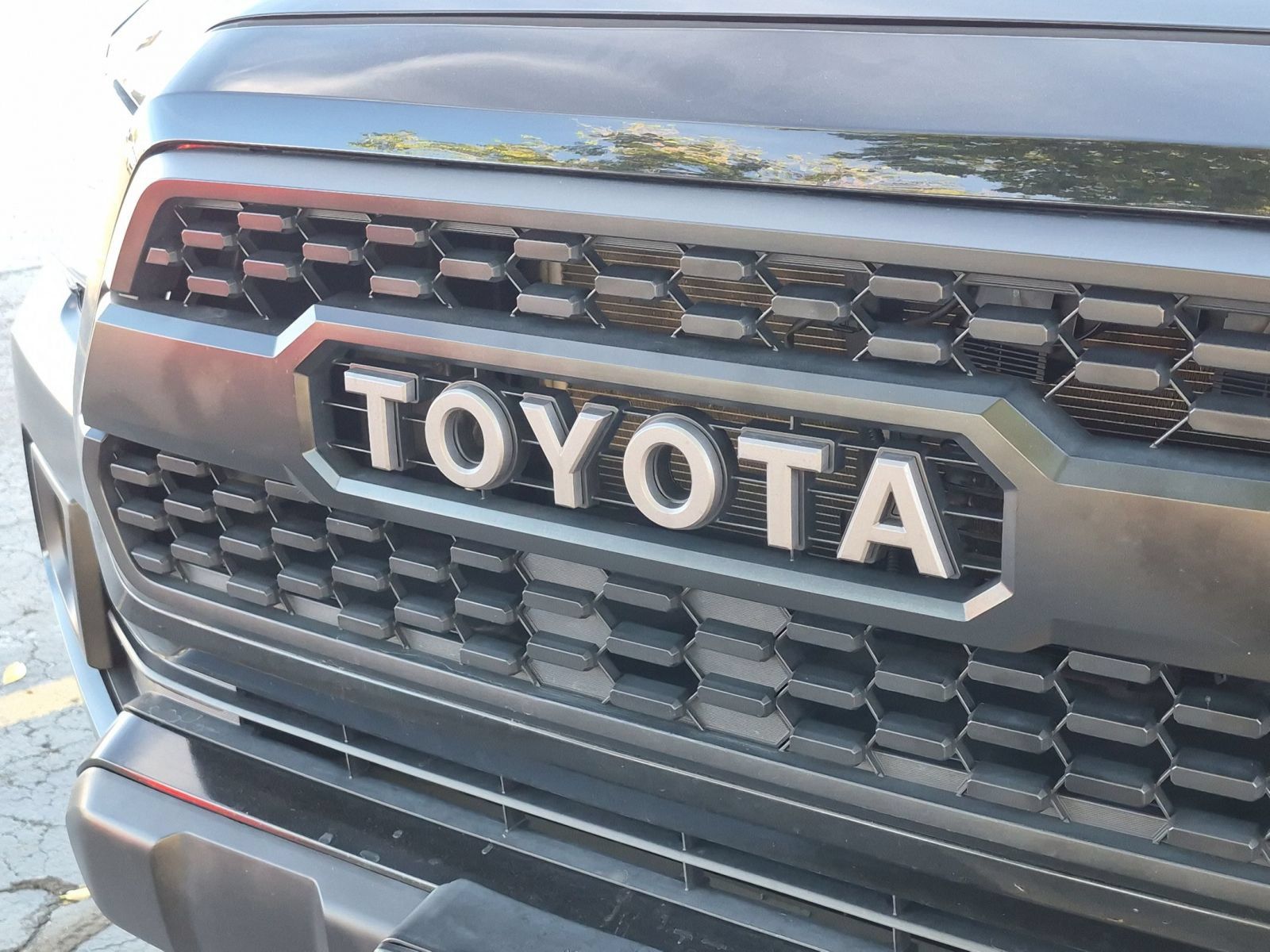 Used 2016 Toyota Tacoma TRD Off-Road AWD/4WD image 10