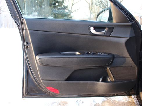 Used 2018 Kia Optima LX image 12