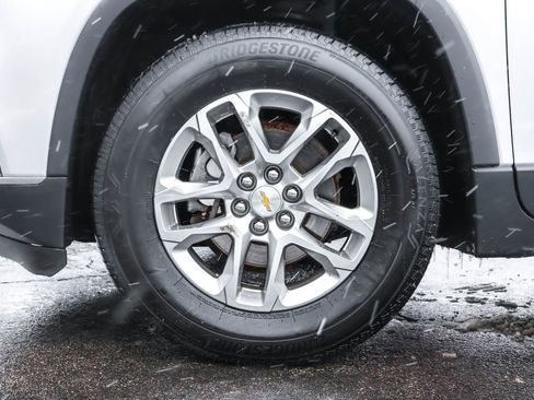 Used 2018 Chevrolet Traverse LT image 15