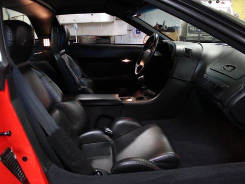 Used 1993 Chevrolet Corvette Coupe RWD image 26