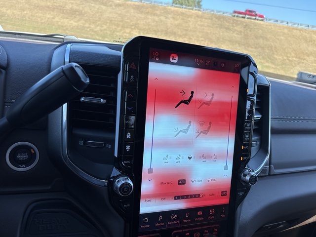 New 2026 RAM 3500 Laramie AWD/4WD image 34