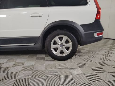 Used 2010 Volvo XC70 3.2 image 27