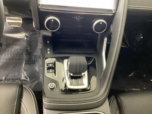 Used 2024 Jaguar E-PACE R-Dynamic SE AWD/4WD image 16
