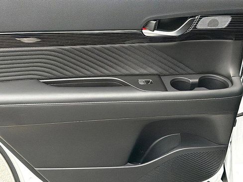 Certified 2025 Hyundai Palisade Calligraphy image 10