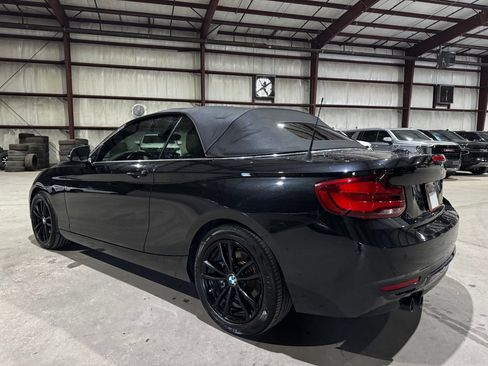 Used 2020 BMW 230i Convertible image 14