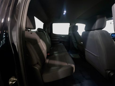 Used 2022 Chevrolet Silverado 1500 LT AWD/4WD image 18