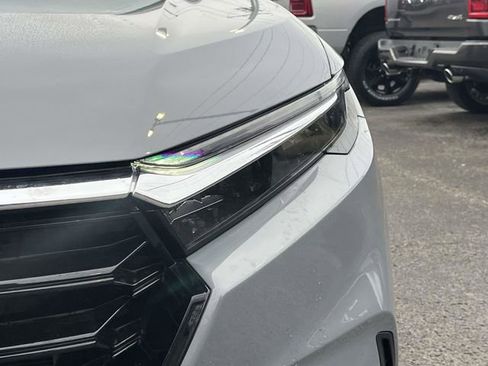 Used 2024 Honda CR-V EX-L image 9