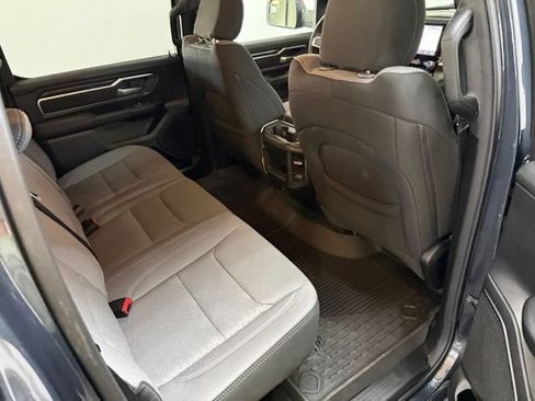 Used 2025 RAM 1500 Big Horn AWD/4WD image 37