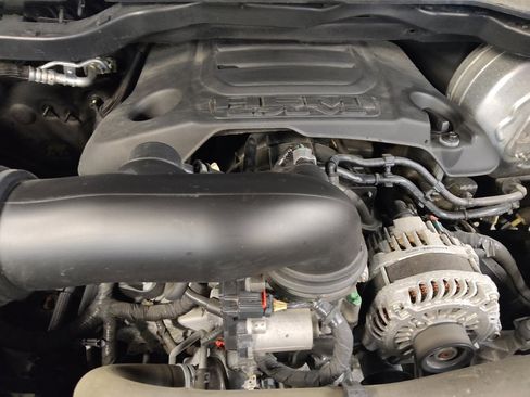Used 2019 RAM 1500 Big Horn RWD image 30