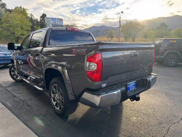Used 2015 Toyota Tundra SR5 w/ SR5 Upgrade Package RWD image 5