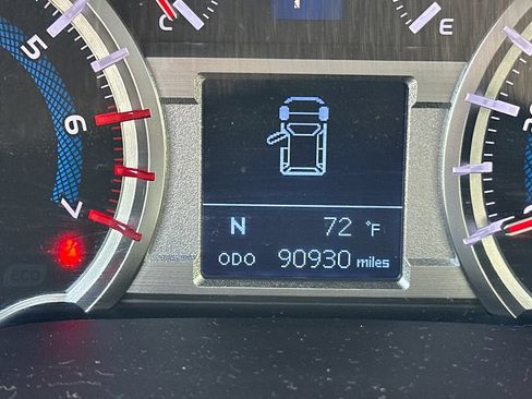 Used 2019 Toyota 4Runner Limited AWD/4WD image 4
