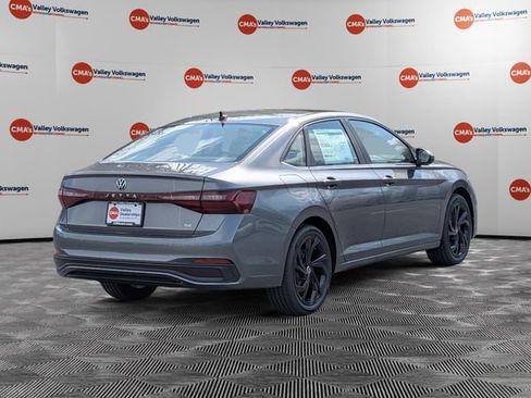 New 2026 Volkswagen Jetta SE image 5