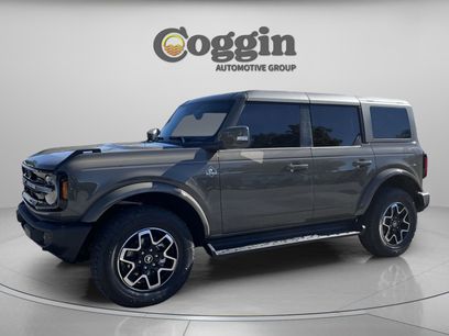 New 2025 Ford Bronco Outer Banks