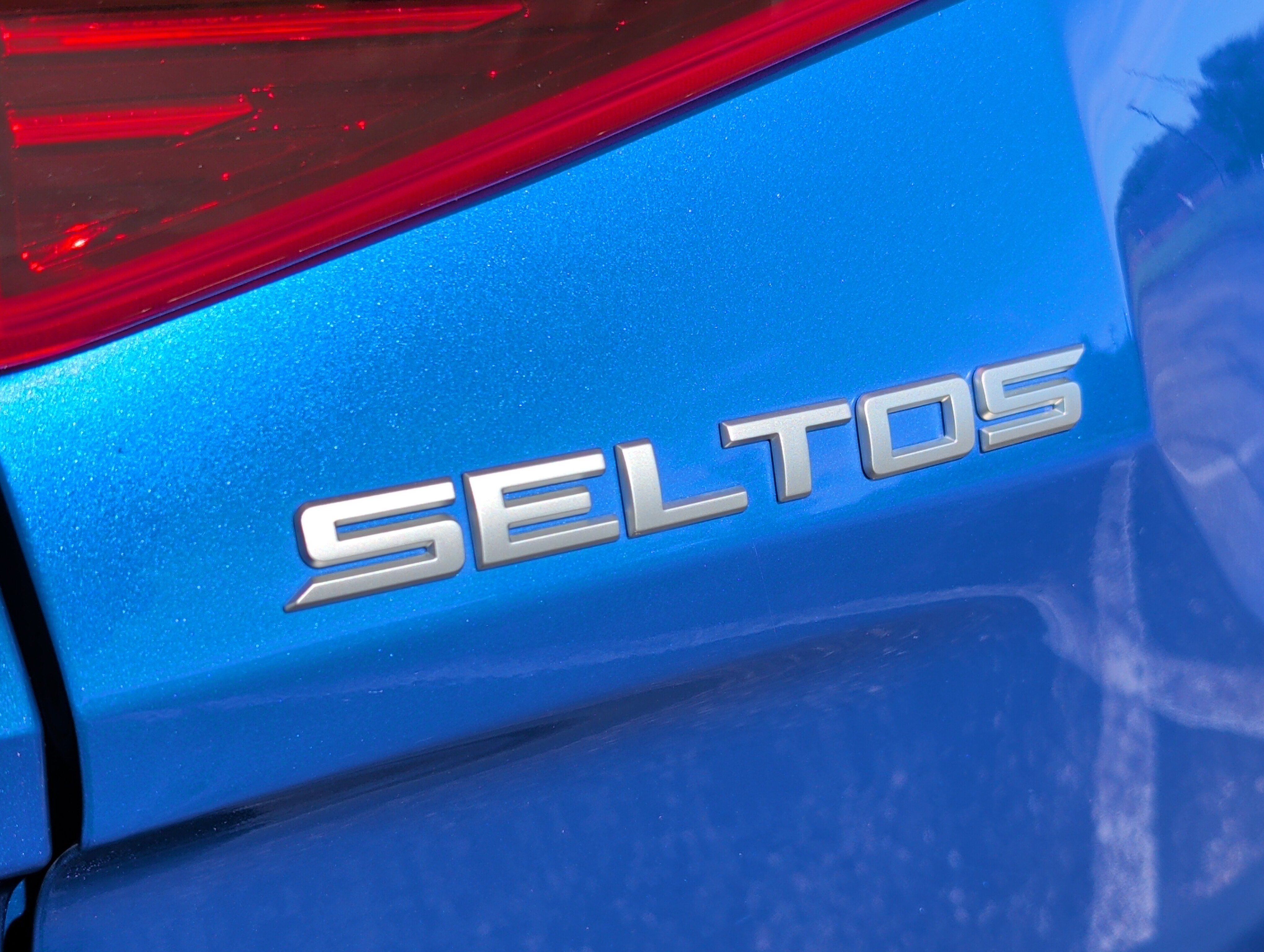 Certified 2023 Kia Seltos EX AWD/4WD image 5