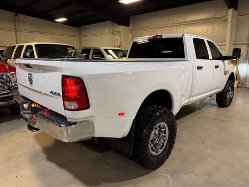 Used 2017 RAM 3500 Tradesman w/ Chrome Appearance Group AWD/4WD image 5