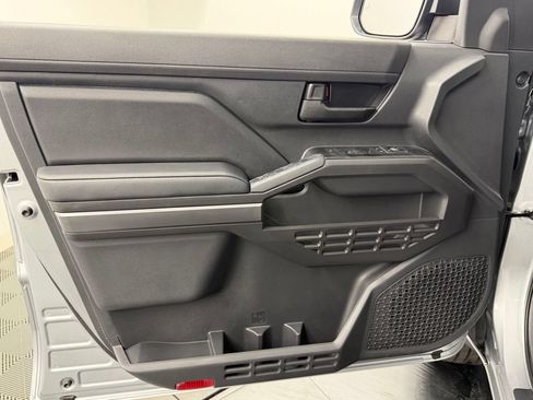 Used 2026 Toyota Tacoma SR5 AWD/4WD image 19