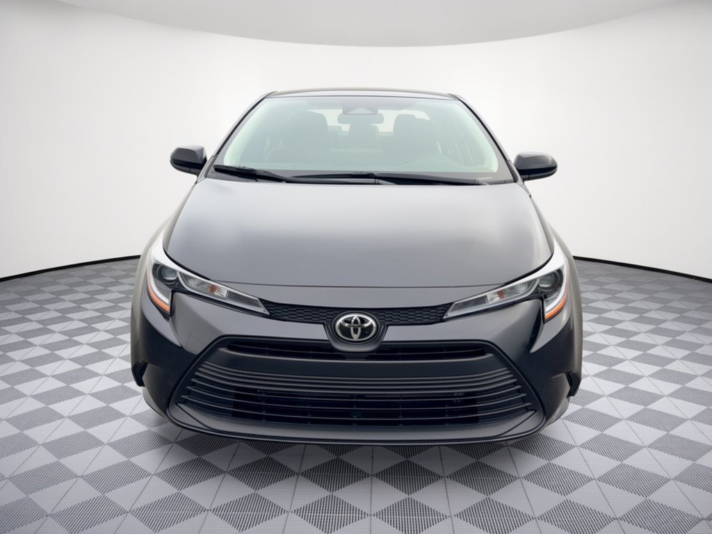 Used 2026 Toyota Corolla LE FWD image 6
