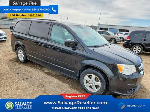 Used 2012 Dodge Grand Caravan SXT w/ Entertainment Group 1 image 5