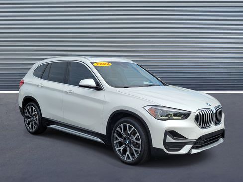 Used 2022 BMW X1 xDrive28i w/ Premium Package AWD/4WD image 2