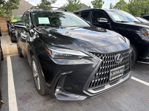 Used 2024 Lexus NX 350 AWD w/ Vision Package image 2
