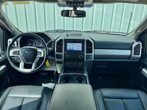 Used 2021 Ford F350 Lariat w/ Chrome Package AWD/4WD image 32