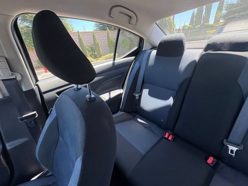 Used 2025 Nissan Versa SV FWD image 37
