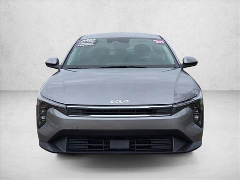 Used 2025 Kia K4 FWD image 2