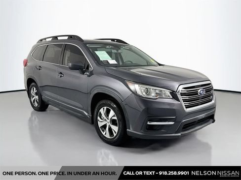 Used 2020 Subaru Ascent Premium w/ Convenience Package AWD/4WD image 3