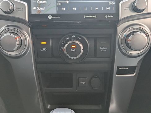 Used 2021 Toyota 4Runner SR5 Premium w/ Moonroof Package RWD image 22