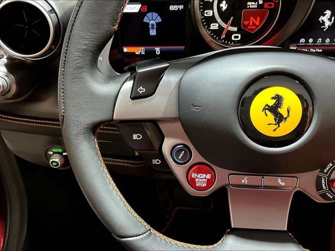 Used 2021 Ferrari F8 Tributo RWD image 11