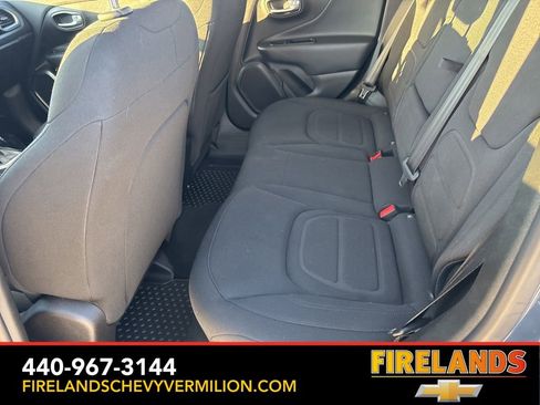 Used 2022 Jeep Renegade Latitude w/ Convenience Group image 37